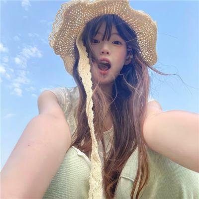 窃窃私语